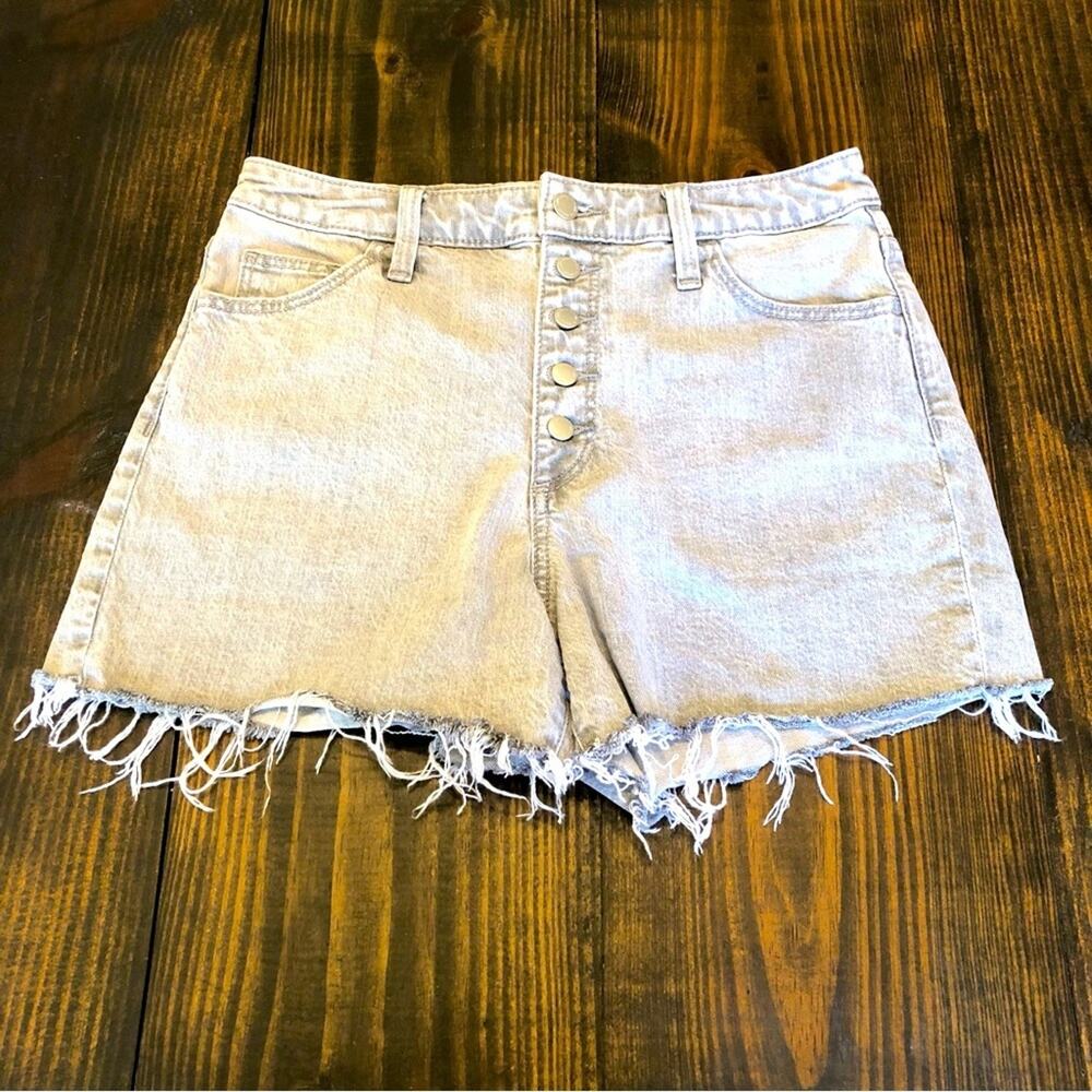 Universal ThreadJean Shorts Women's Size 8 Gray High Rise Distressed Button Fly